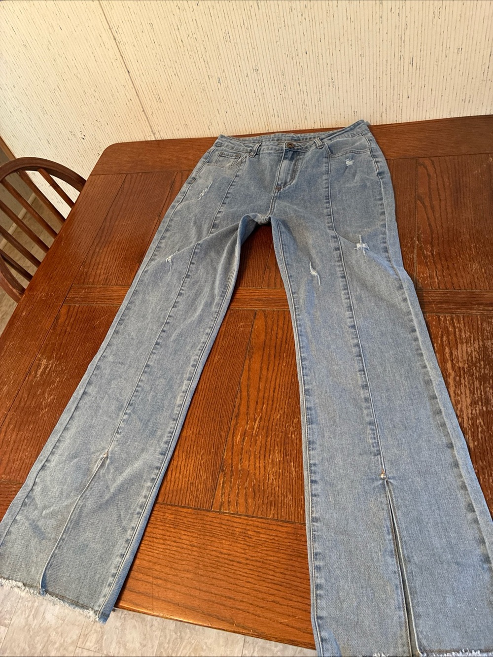 Anna-Kaci Distressed Jeans women’s L Blue Flare Leg Front Slit